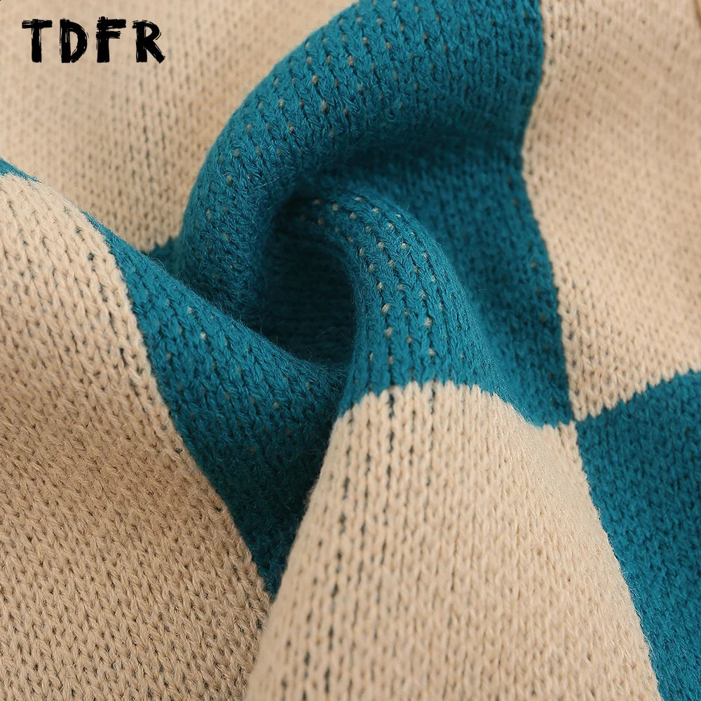 Checkered Knitted Sweater Mens Letter Embroidery Autumn Casual Street Dress Collar Long Sleeve Zipper Style 240819