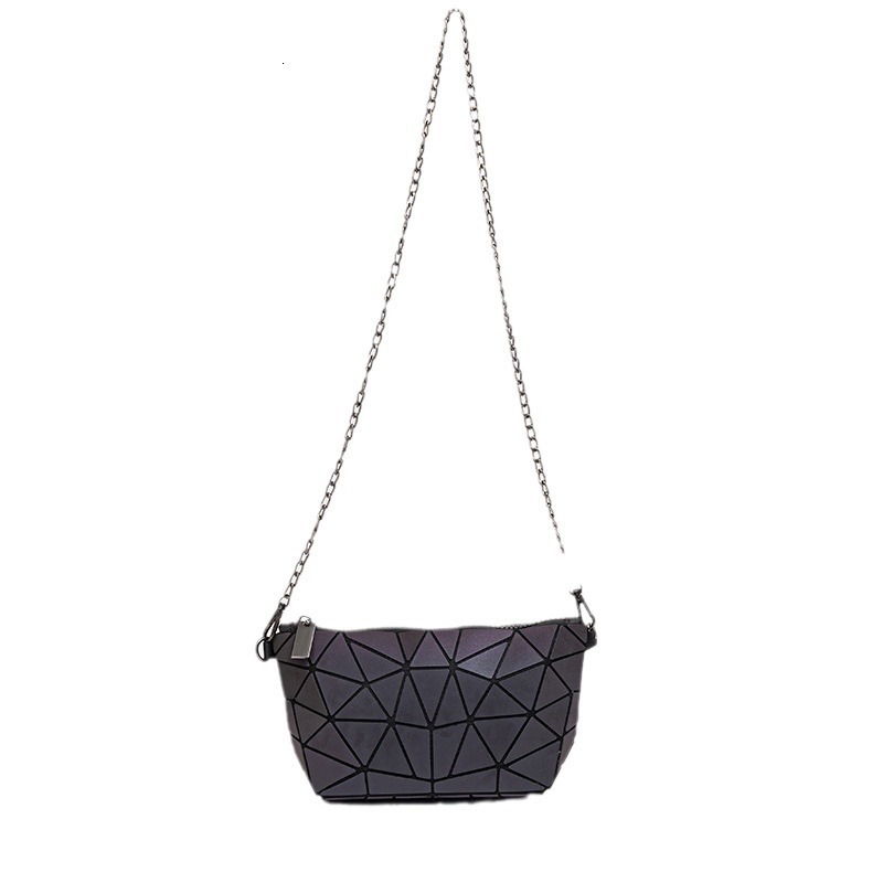 2024 new diamond grid shoulder for girls, high-end and niche, large capacity crossbody bag