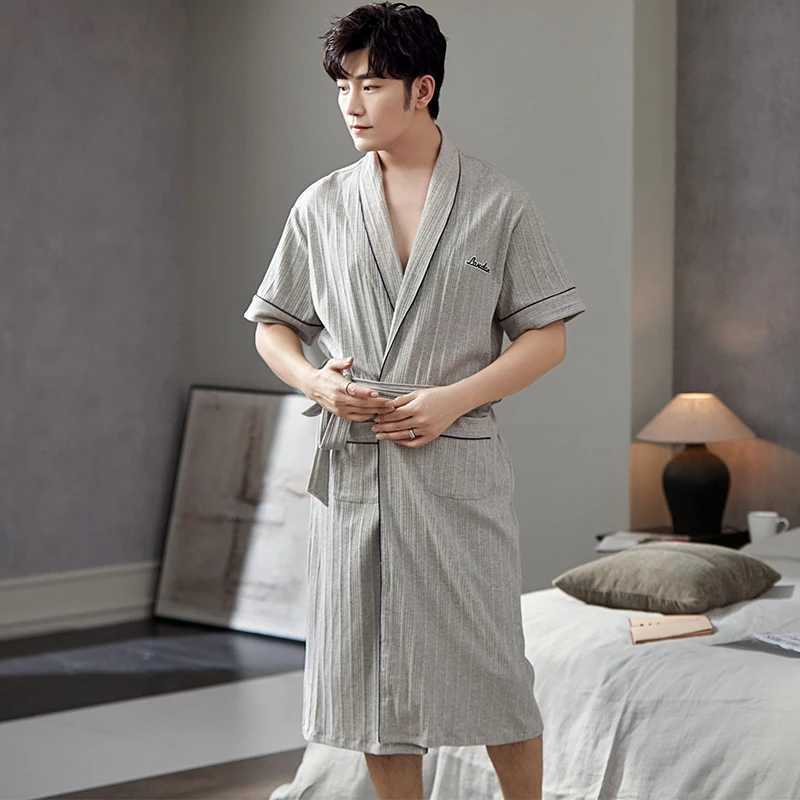 Fashionable Bathrobe new thin cotton knitted mens long robe V-neck mens sexy pajamas summer mens kimono short sleeved pajamas L-4XLW240719