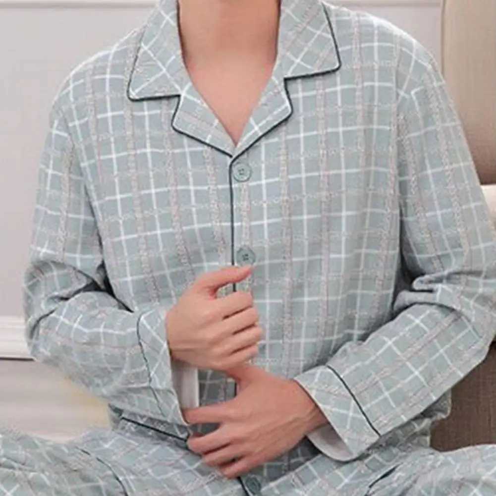 Long sleeved printed family lounge clothing fashionable mens spring/autumn pajamas set with lapel long sleevesW240719