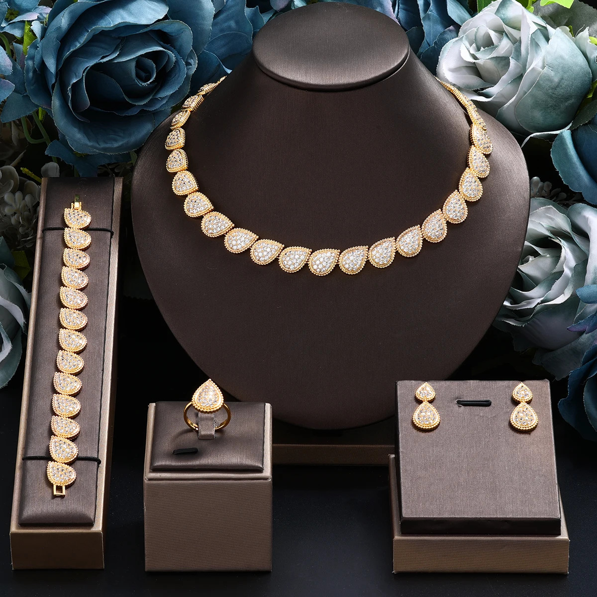 2024 Selling 4-Piece Bridal Wedding Jewelry Set Dubai Nigeria Jewelry Set Womens Wedding Party Accessories 240812