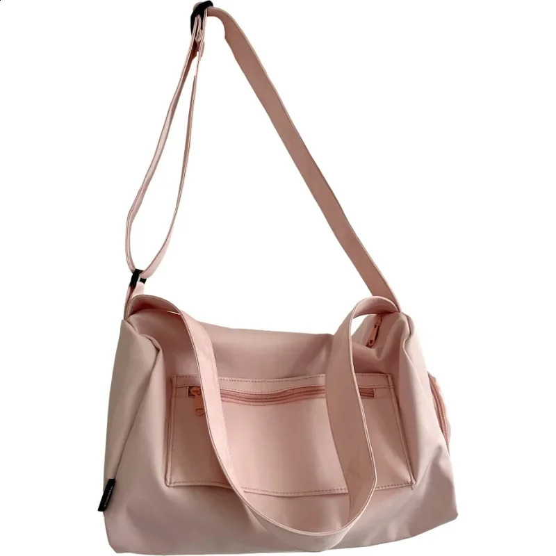 Womens Shoulder Bag Large Capacity Short Travel Bag Ultralight Sports Yoga Gym Bags Female Storage Crossbody Bag Handbag 240819