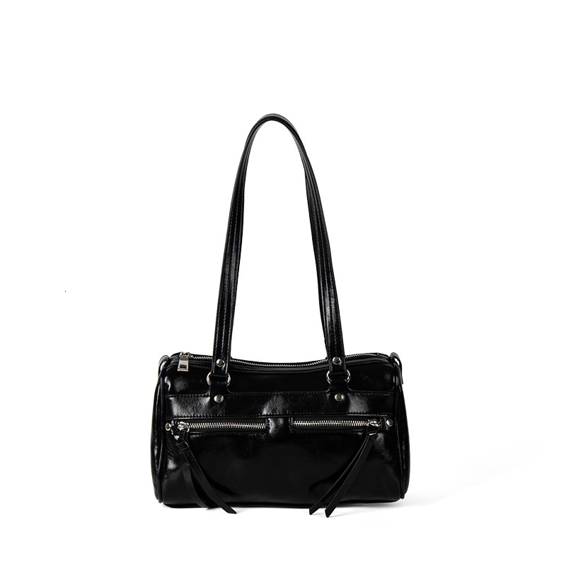 Summer new multi pocket pillow niche and personalized commuting shoulder bag, women's large capacity high-end motorcycle bag