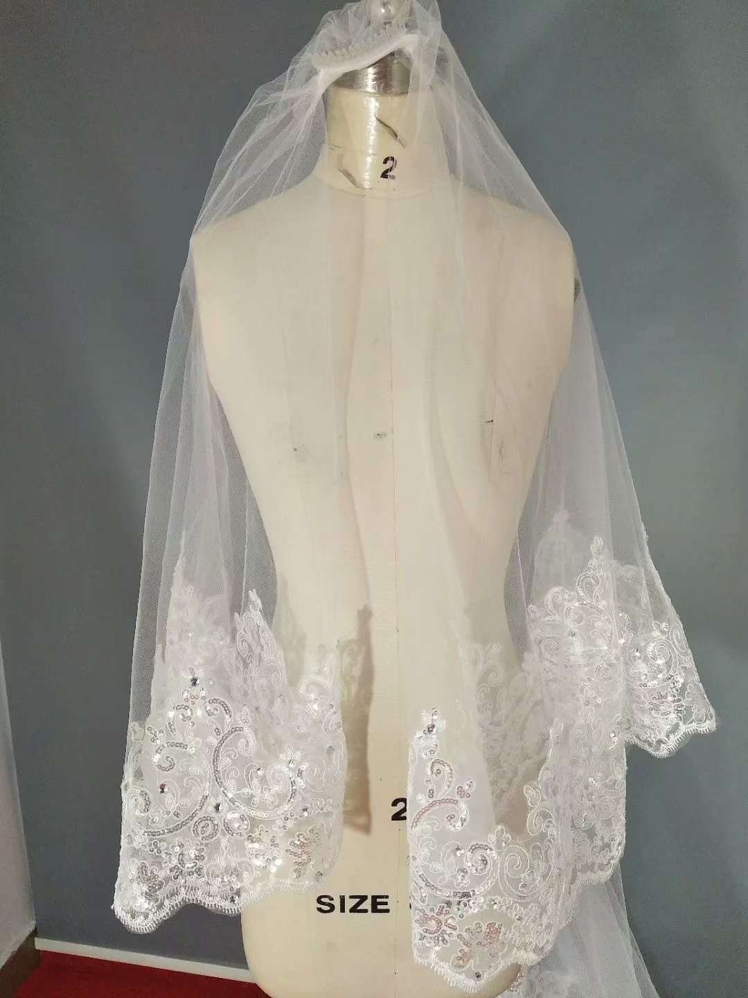 Generous Wedding Veil Appliques Sequins Two Layer Long Chapel Length Veils Lace Applique Edge Custom Made Bridal Accessories