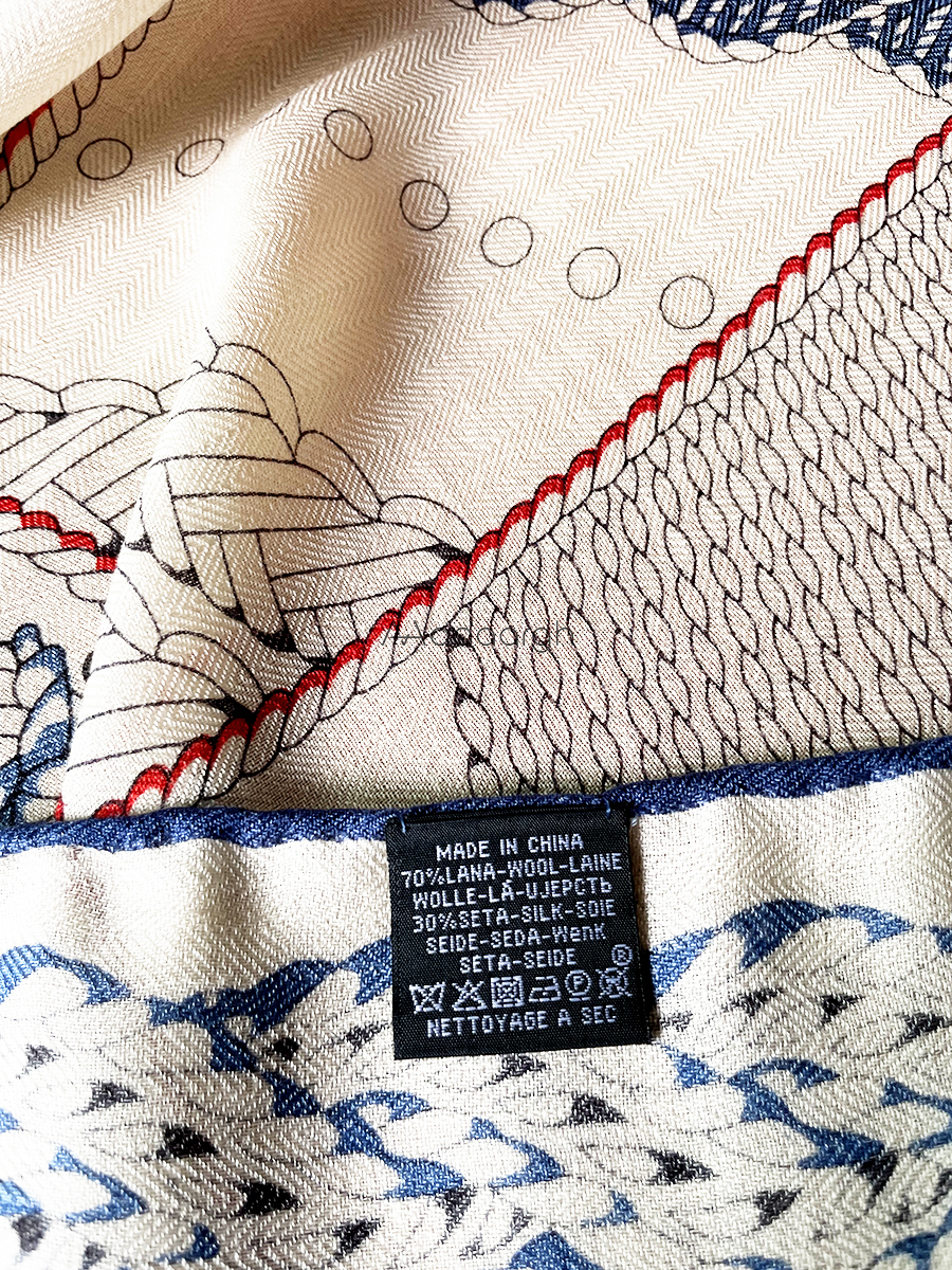 Big Wool Silk Blend Scarf 135cm Cashmere Pashmina Handrolled Edge Shawls Bandanas Hijab Scarves for Ladies Mother's Day Winter Accessories Women 