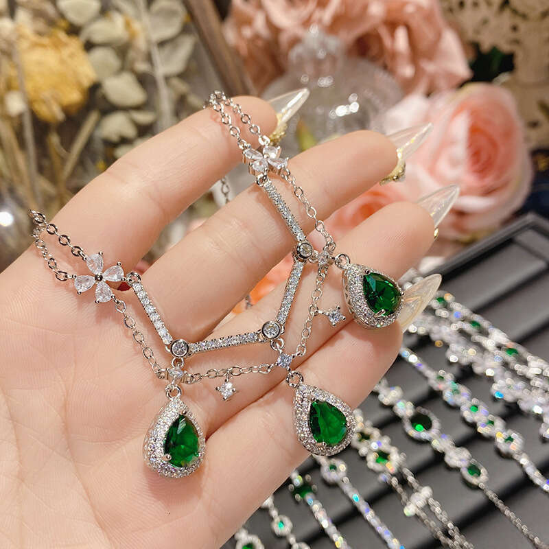 designer bracelet Ins Top Sell women's full diamond Wedding bracelet Luxury Jewelry 925 Sterling Silver temperament emerald Diamond Gemstones Par - view 4
