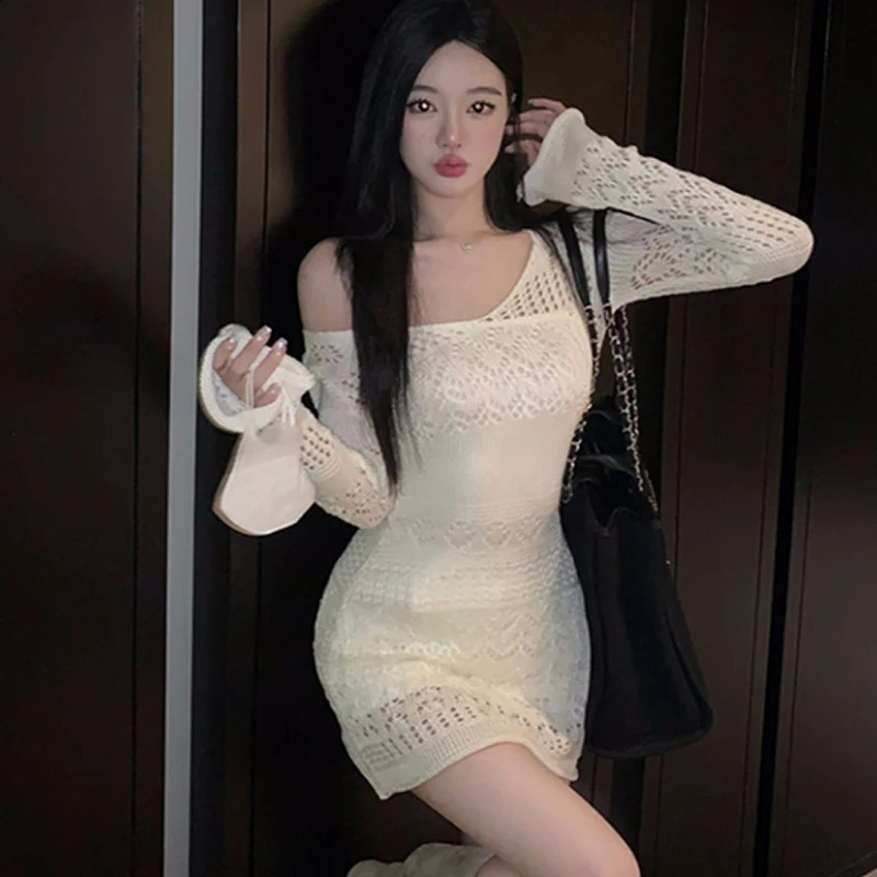 Sexy Hollow Out Elegant Knitted Women Solid V-neck Long Sleeve Mini Dress 240819
