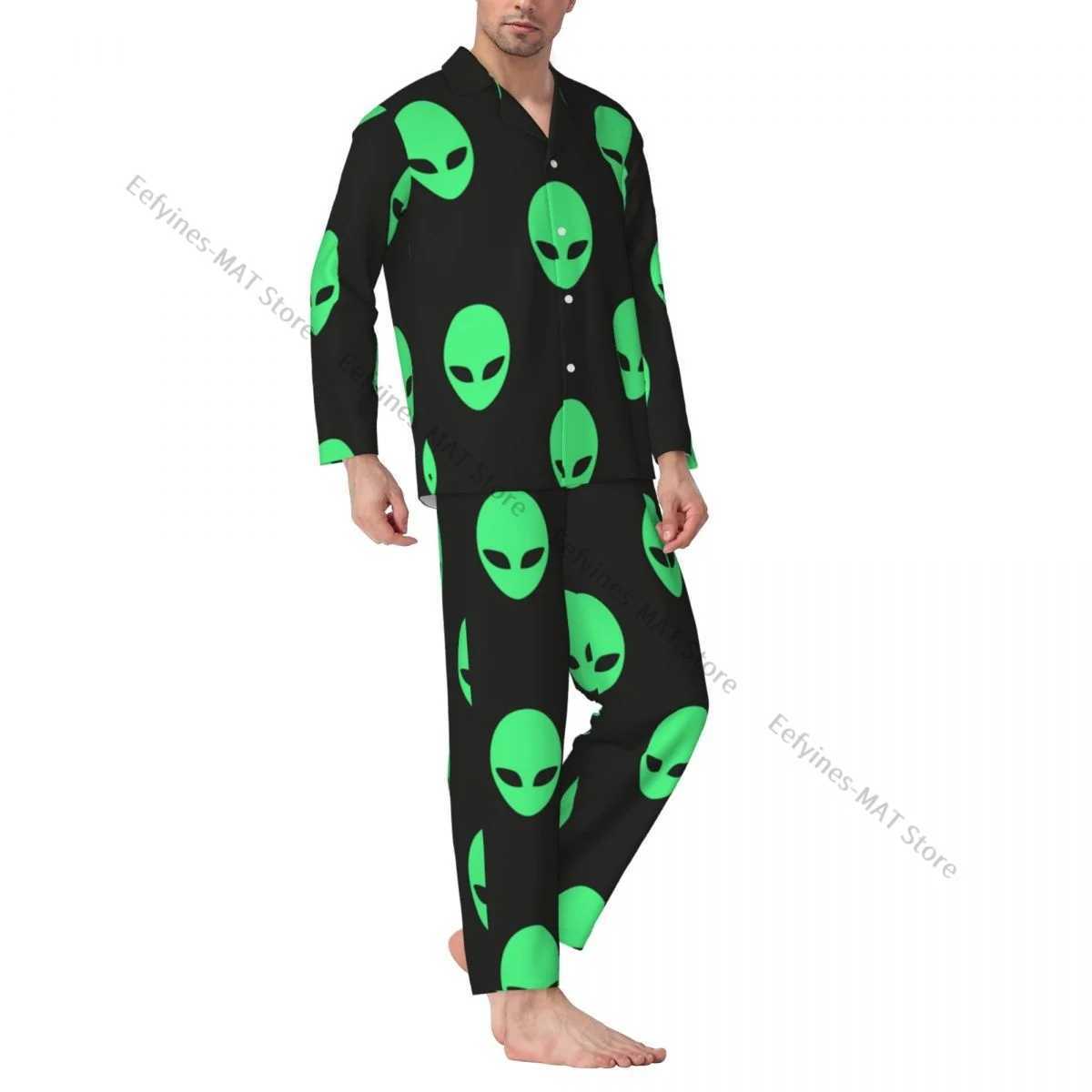 Alien Heads Pattern Mens Pajama Long Sleeve Mens Pajama SetW240719