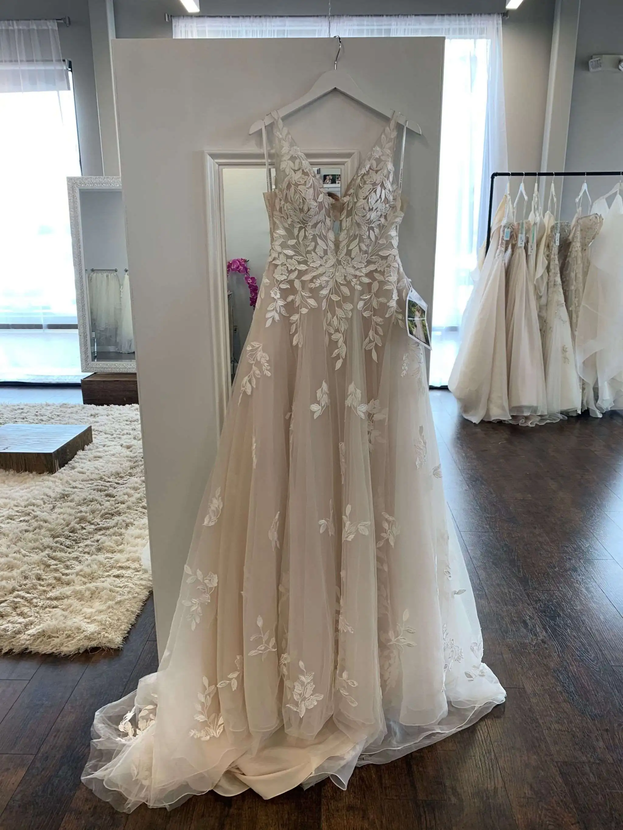 ral Beach Dresses A-e Sleeveless V NECK Appliques Lace Bridal Gowns Tulle Sweep Train Bohemian Wedding Dress Vestido De Novia