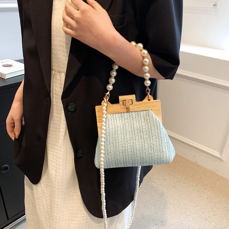 n Straw Clip Shoulder Crossbody Bags for Women Handbag and Purse 2023 Trendy Ladies Casual Tote Bag High Quality 240819