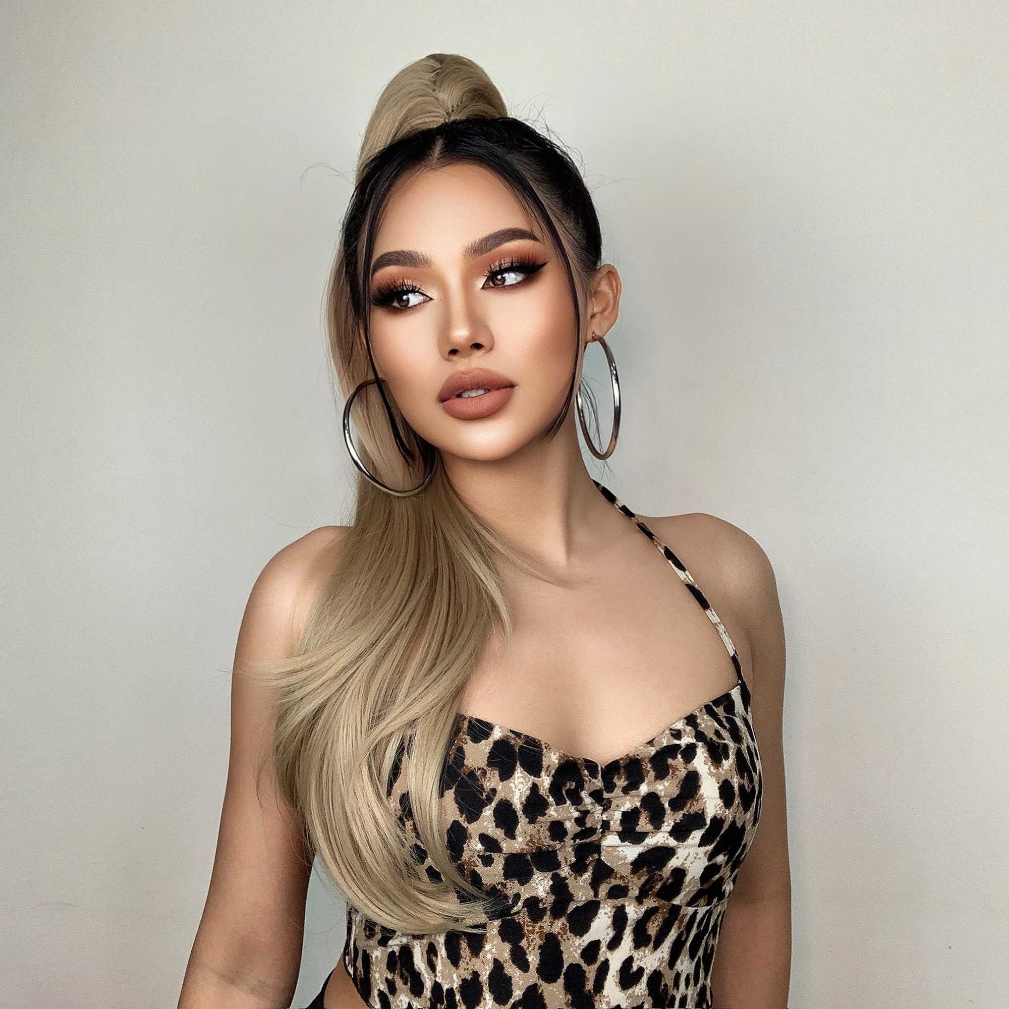 Long Sandy Blonde Staright Hair Extension Clip in Claw Hair Synthetic Ponytail Wig Black Female High Temperature Wig W240817