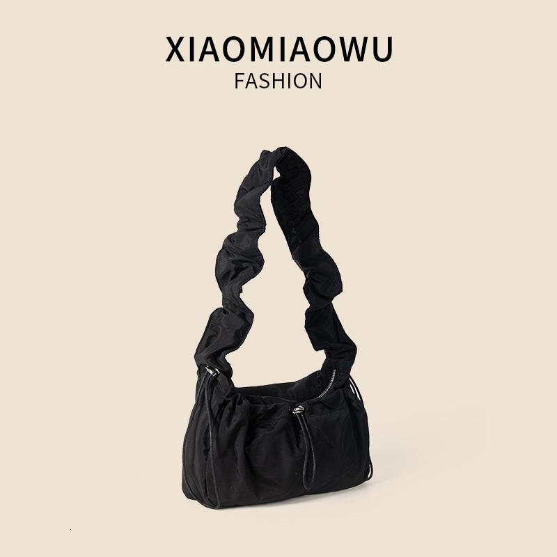 Pulling rope women's summer nylon single shoulder pleated bag, high-end sense, niche student casual versatile crossbody bag