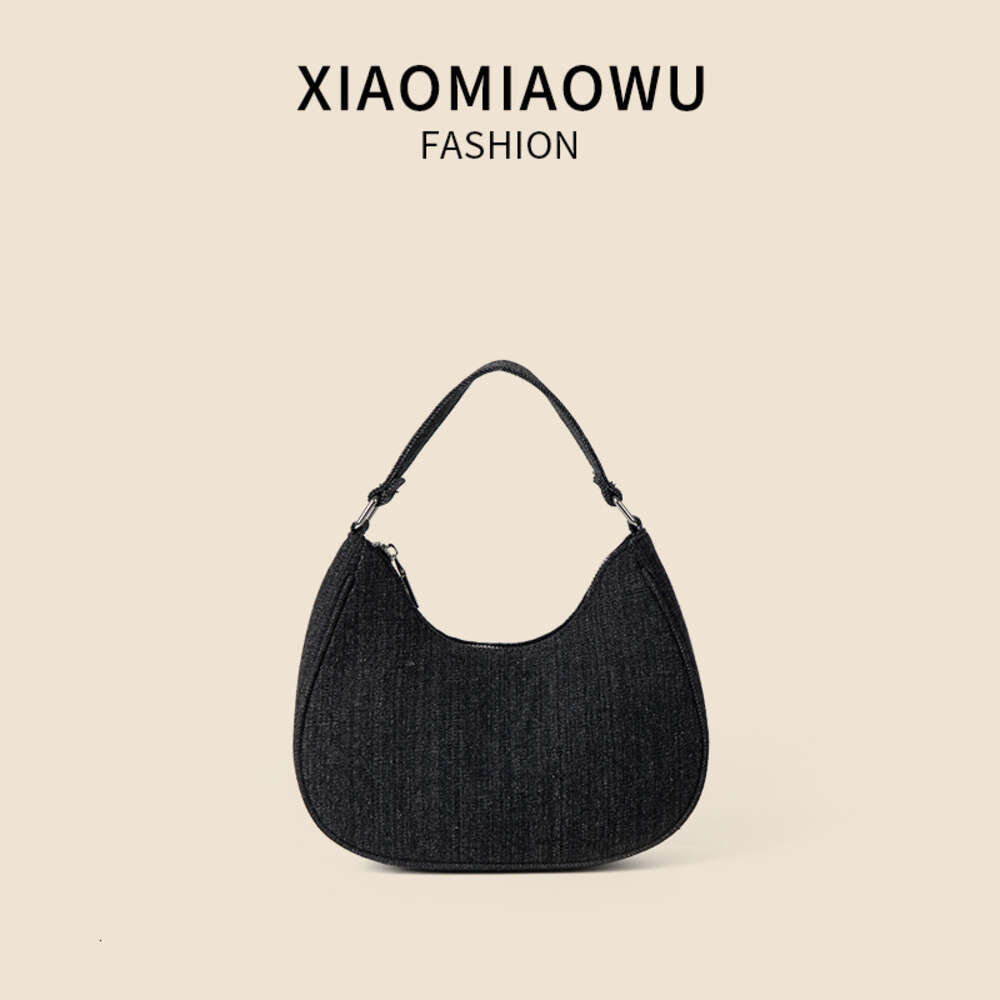 New women's summer versatile denim bag with a sense of luxury, fashion trend, semi-circular handbag for work and commuting women