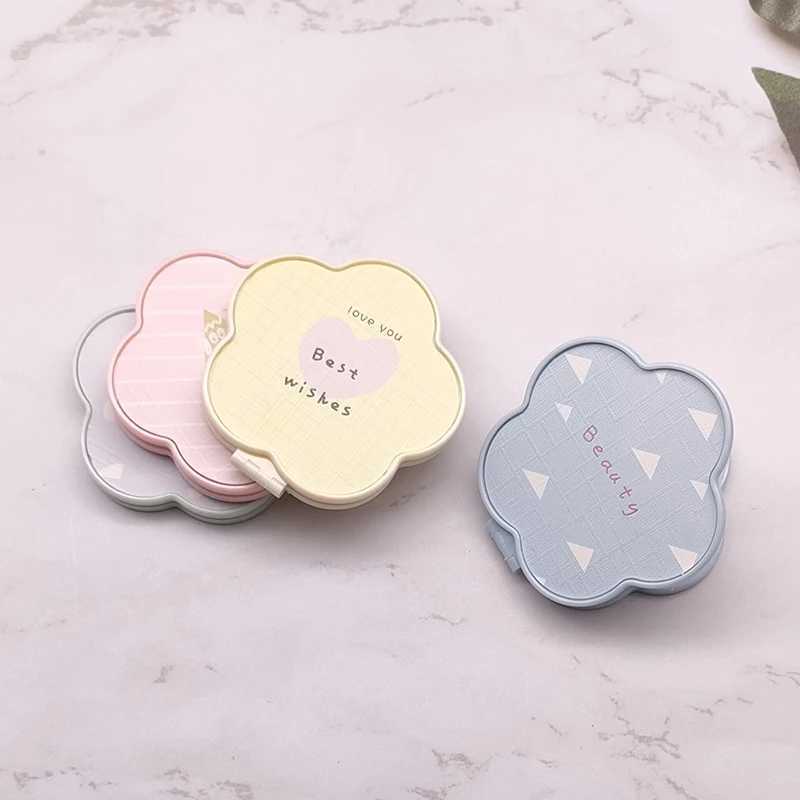 Foldable Makeup Mirror Mini Flowers Makeup Vanity Mirror Portable Hand Mirrors Double-Side Compact Mirror Pocket Cosmetic Mirror Y240819