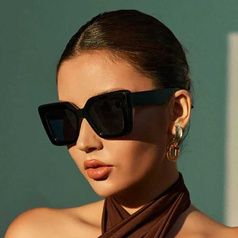 New Vintage Sunglasses Women Men Square Big Frame Sun Glasses Female Brand Designer Retro Shades Fashion Cat Eye Sunglasses W241228