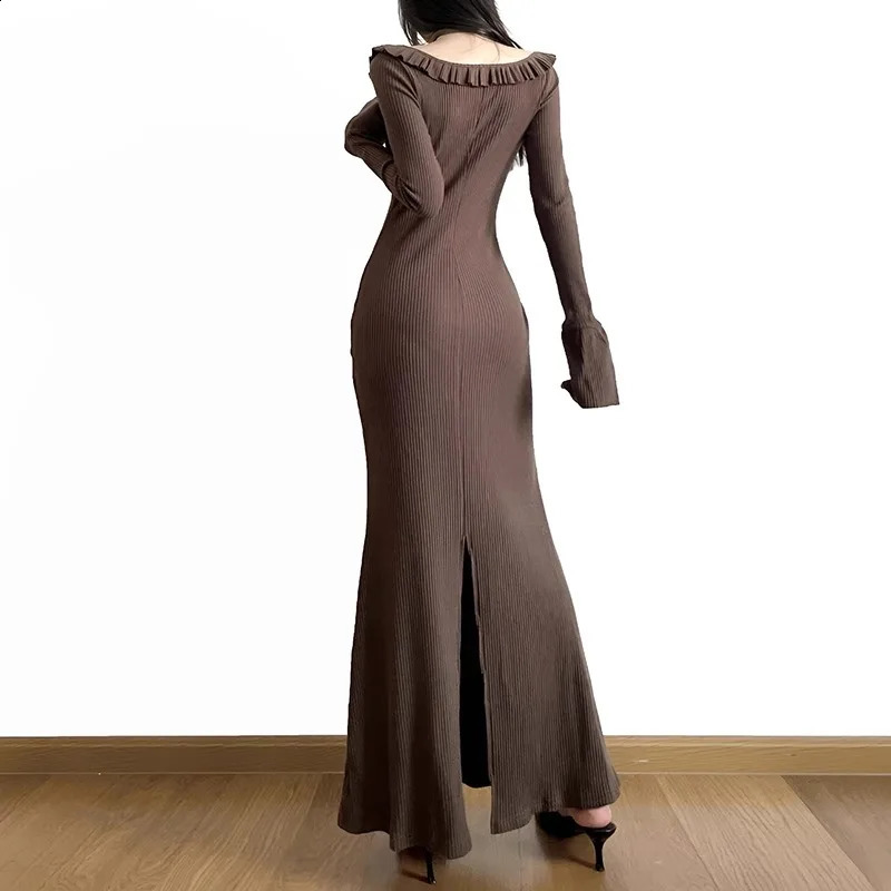 Retro Knitted Dress For Women In Autumn And Winter With A High End Look And A Fishtail Wrapped Butt Skirt 240819