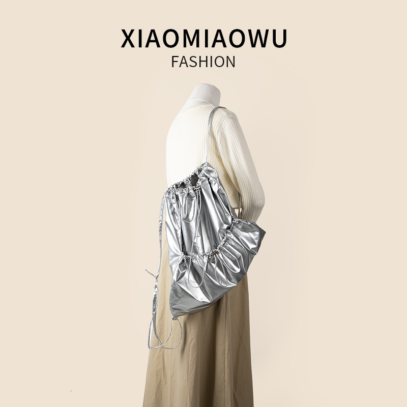 2024 new simple silver travel fashion women's pleated drawstring bag casual large capacity backpack