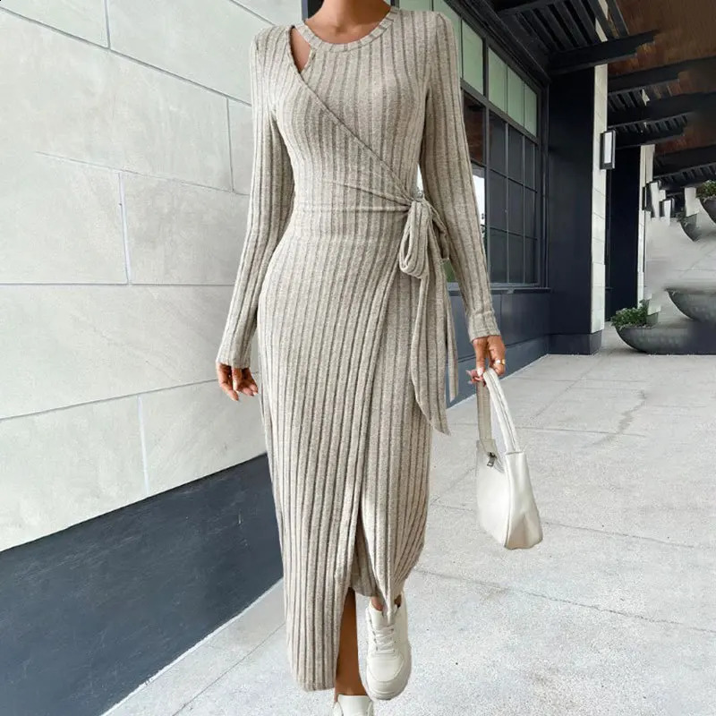 Autumn/Winter Womens Fashion and Elegant Commuting Round Neck Solid Long Sleeve Lace up Waist Knitted Dress 240819
