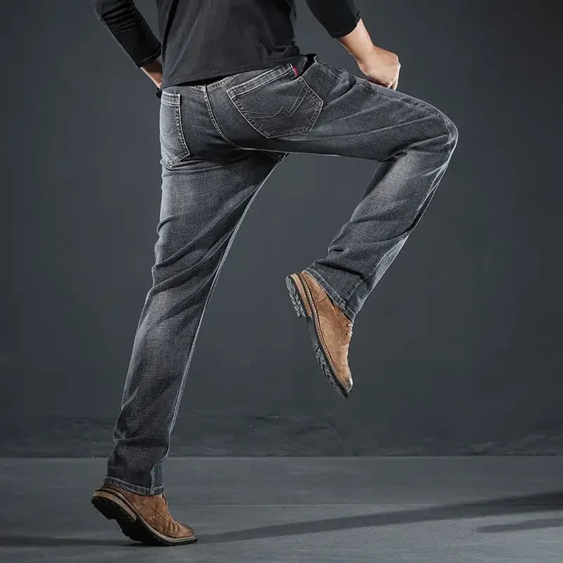 Mens Jeans Straight with Pockets Trousers Stretch Man Cowboy Pants Elastic Trend 90s Streetwear Wide Leg Stacked Harajuku 240819