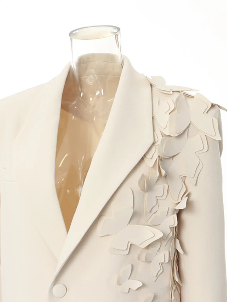 Womens Apricot Butterfly Large Elegant Jacket Style Collar Long Sleeve Fashion Trend SpringSummer 1DH5934 240819