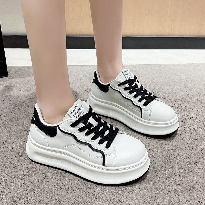Ddmysports Thick Soled Sponge Cake White For Women Spring New Korean Version Board Shoes Lightweight Small Eye Catching Casual Sports OUTDOOR