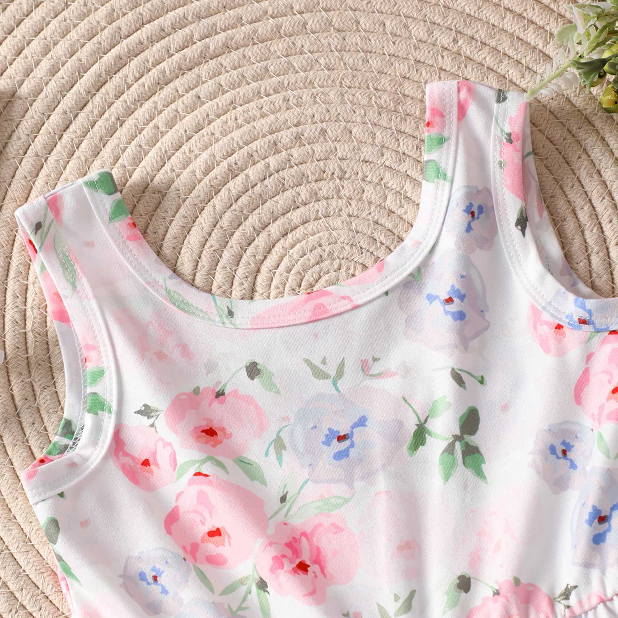 Cute girl floral jumpsuit dreamy floral print sleeveless jumpsuit for summer holiday gift parties W240806