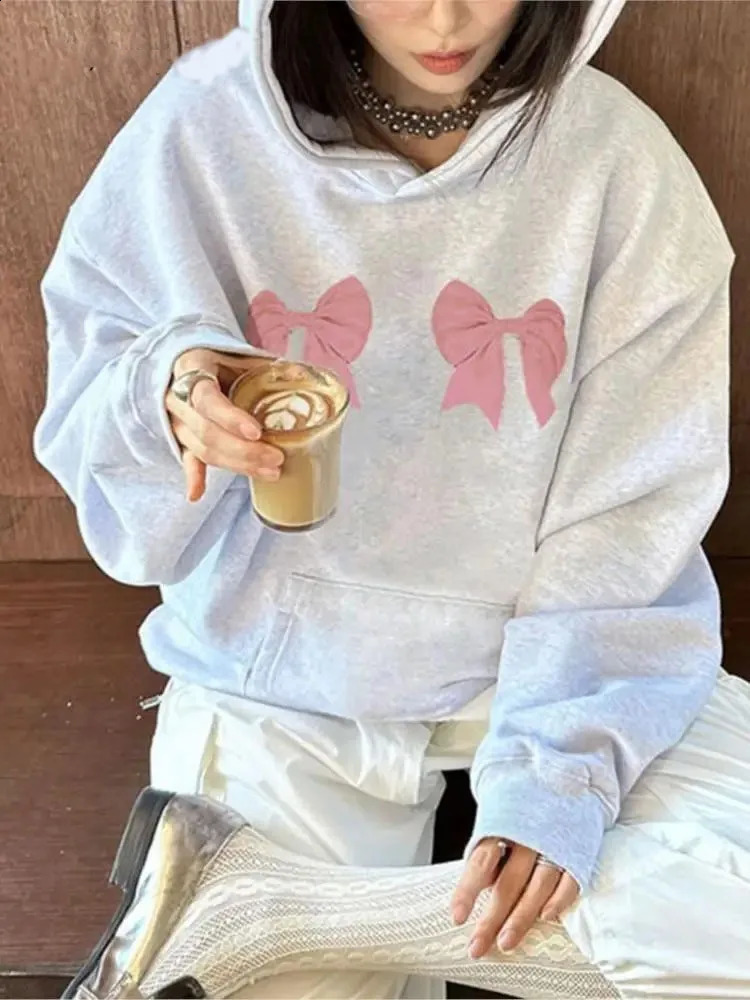 Fashionable Harajuku Butterfly Printed Loose Hoodie Autumn Casual Full Sleeve Womens Oversized Floral Top Street Style 240814