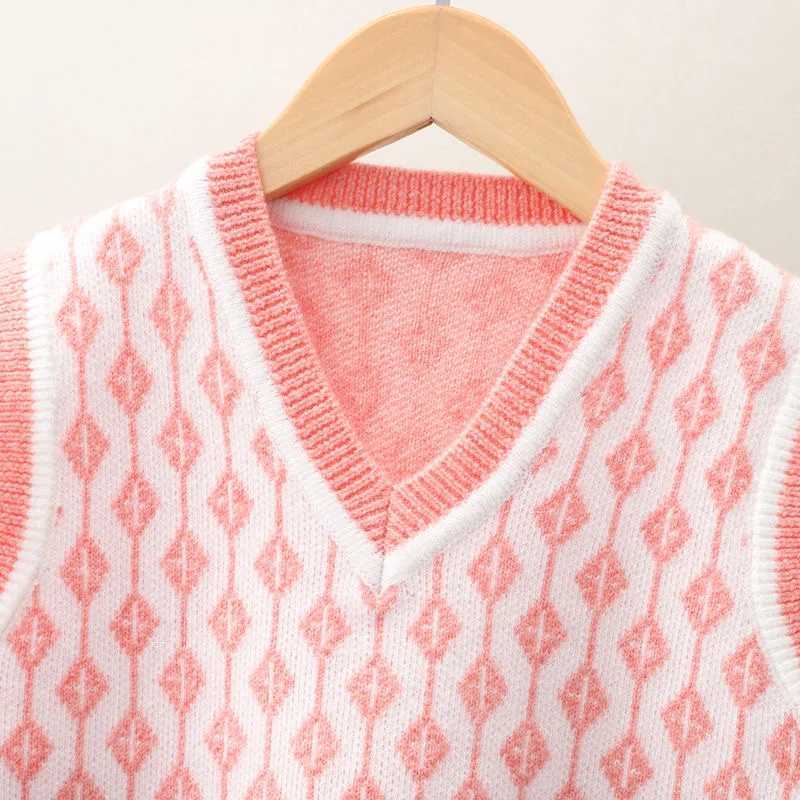 Baby Boys Wool Knit Vest Diamond pattern Kids Waistcoats Sleeveless Sweater For Girls Autumn V-neck Children KnitwearXJ240819