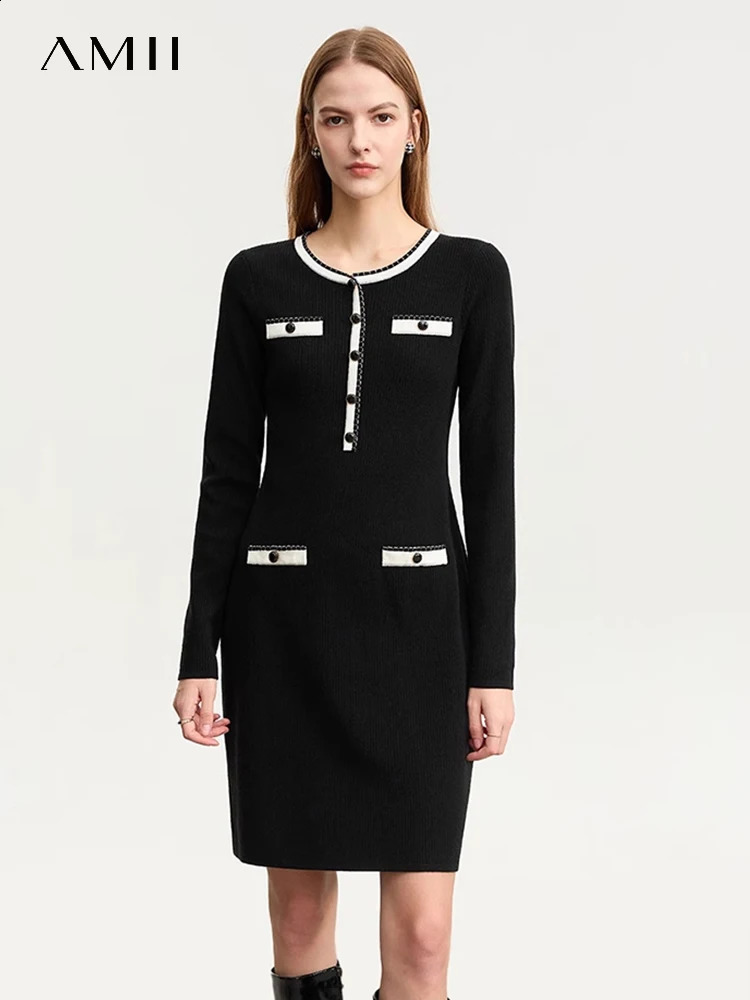 AMII Womens Knitted Dress Autumn Elegant perfume Round Neck Contrast Splice Slim Office Women 12343445 240819