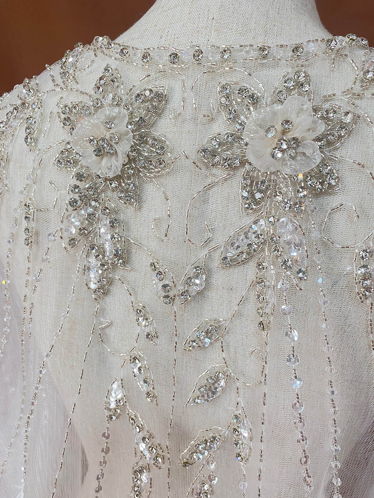 Luxury Lace Appliques Crystal Bridal Shawl Wrap Wedding Accessories Wedding Jacket Shawl Bridal Coat Custom Made