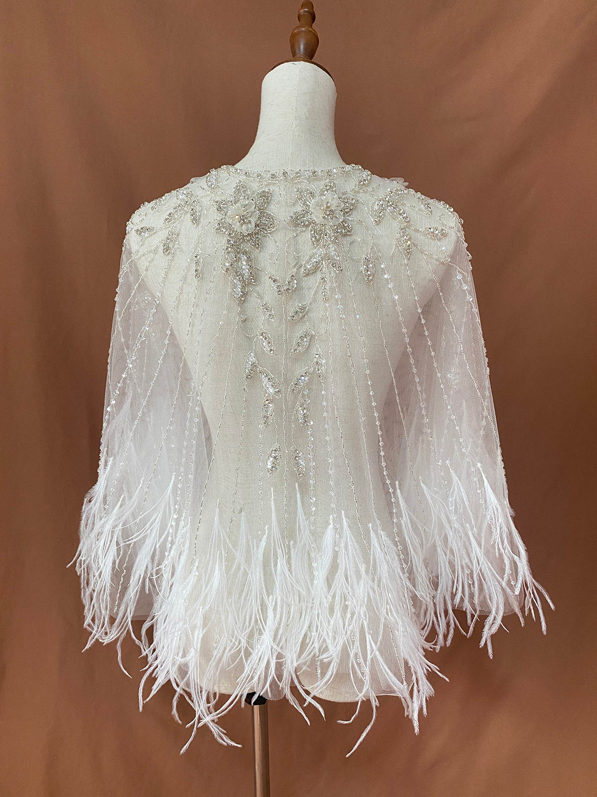 Luxury Lace Appliques Crystal Bridal Shawl Wrap Wedding Accessories Wedding Jacket Shawl Bridal Coat Custom Made