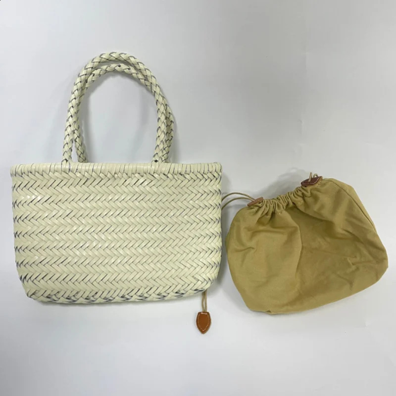 Going back to ancient times wearing genuine leather handbags womens handmade woven buckets and shopping bags with cotton bags 240822