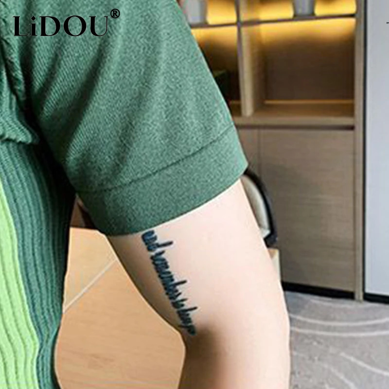 Summer Korean Fashion Polo Shirts Men Creative Y2k Sports Chic Loose Casual Contrasting Colors Hipster Street Top Clothes 240819
