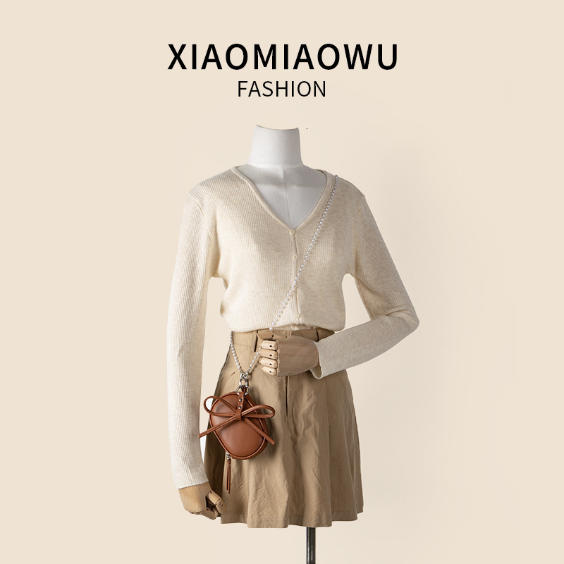 Pearl chain shoulder niche bow crossbody versatile fashionable women's bag, red envelope, small size, portable and mini
