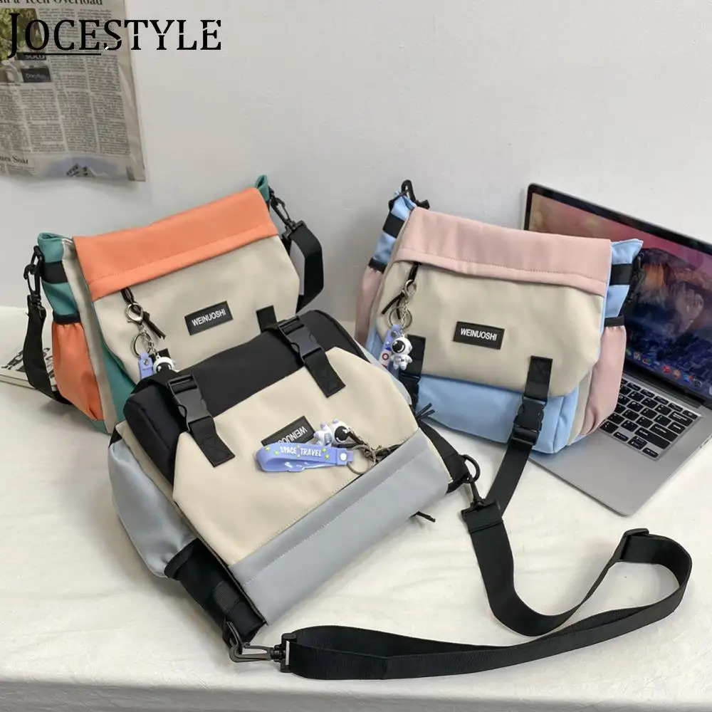 Unisex Student Messenger Bag Large Capacity Casual Shoulder Bag Contrast Color Simple Postman Bag for College Travel Business 240819