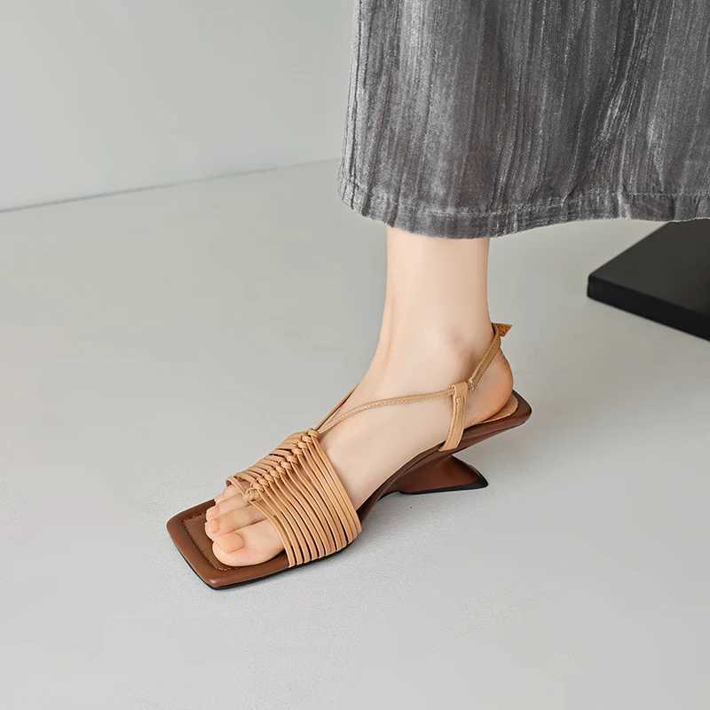 New Summer Women Sandals Square Toe Strange Heel Shoes Split Leather Shoes for Women Narrow Band Handmade Shoes Modern Sandals CL240806