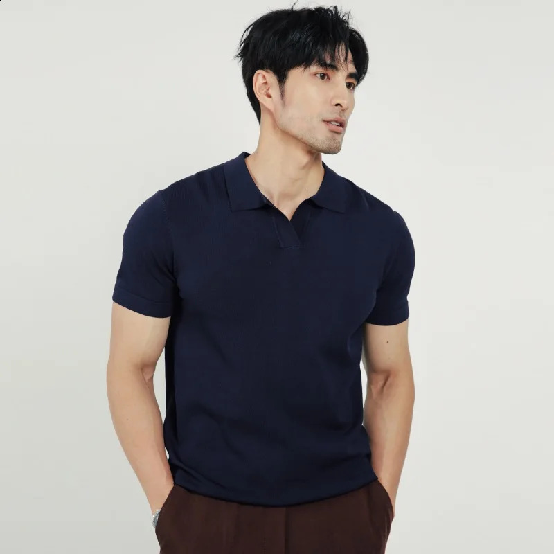 Men Short Sleeve Knit Polo T-Shirts Casual Social Shirts Korean Harajuku T Shirts Slim Soild Retro Tops Tees Man Clothes A57 240819