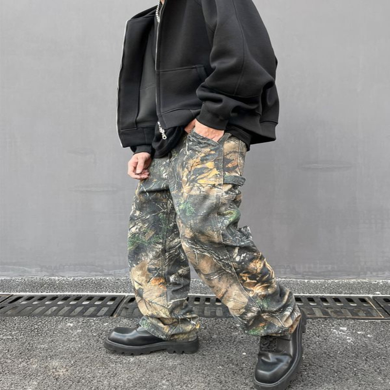 American tree patterned camouflage jeans suitable for men wearing loose fitting Harajuku straight tube printed trendy hiphop pants both and women 2408