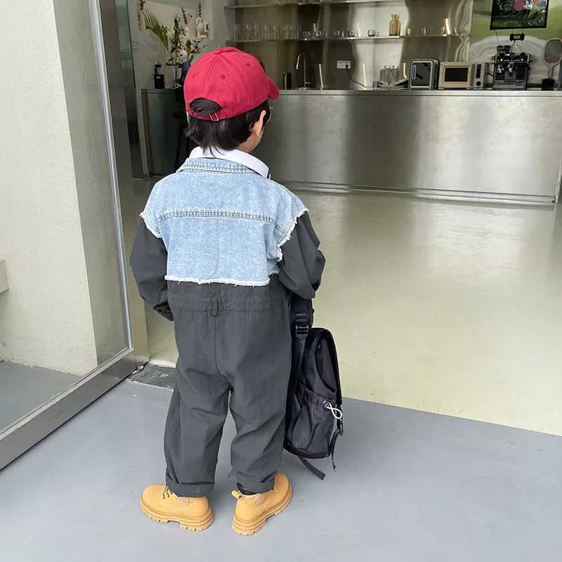 Korean childrens denim jumpsuit long sleeved fashionable mens clothing autumn new item one-piece clothing jumpsuit W240806
