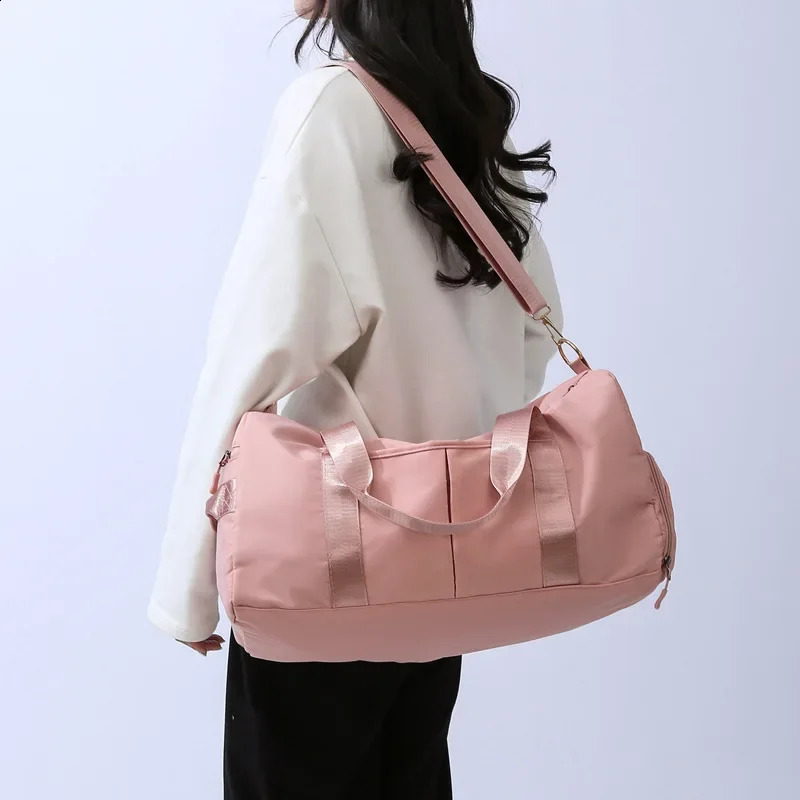 Sports Bag Travel Luggage Bag Travel Bag Dry and Wet Separation Large Capacity Fitness Bag Swimming Yoga Bag 240819