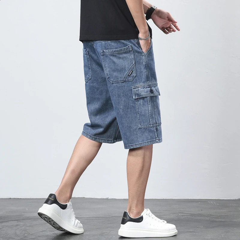 Mens denim shorts large pockets casual fashion wide Bermuda jeans mens beach pants 240819