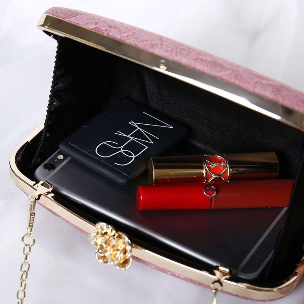 2024 New Handheld Women's Banquet, Elegant Elegance, Water soluble Lace Banquet for Women, Small Square Bag
