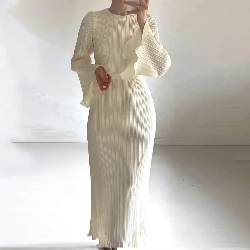 Elegant Pleated Dress Women Round Neck Belt Gathered Waist Solid Color Long Dresses Party Spring 240819