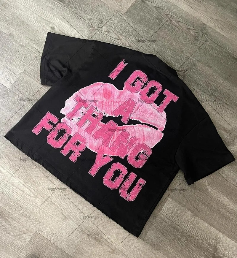 American Harajuku retro clothing cartoon printed womens short sleeved top Y2k loose and fashionable casual oversized mens Tshirt 240819