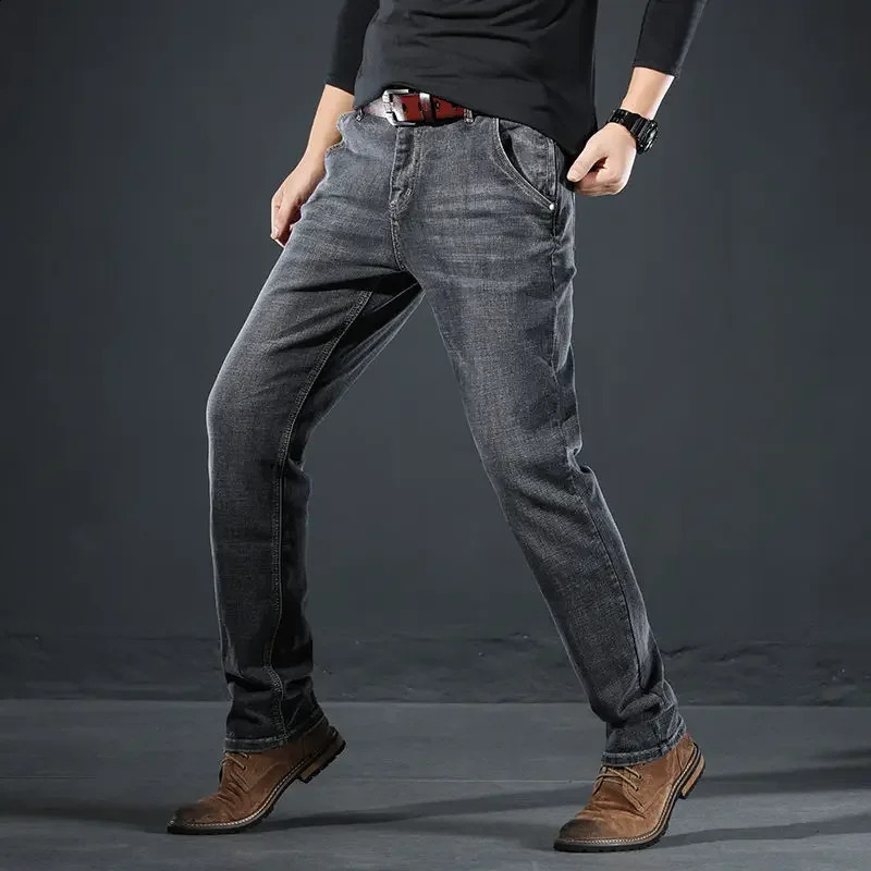 Mens Jeans Straight with Pockets Trousers Stretch Man Cowboy Pants Elastic Trend 90s Streetwear Wide Leg Stacked Harajuku 240819