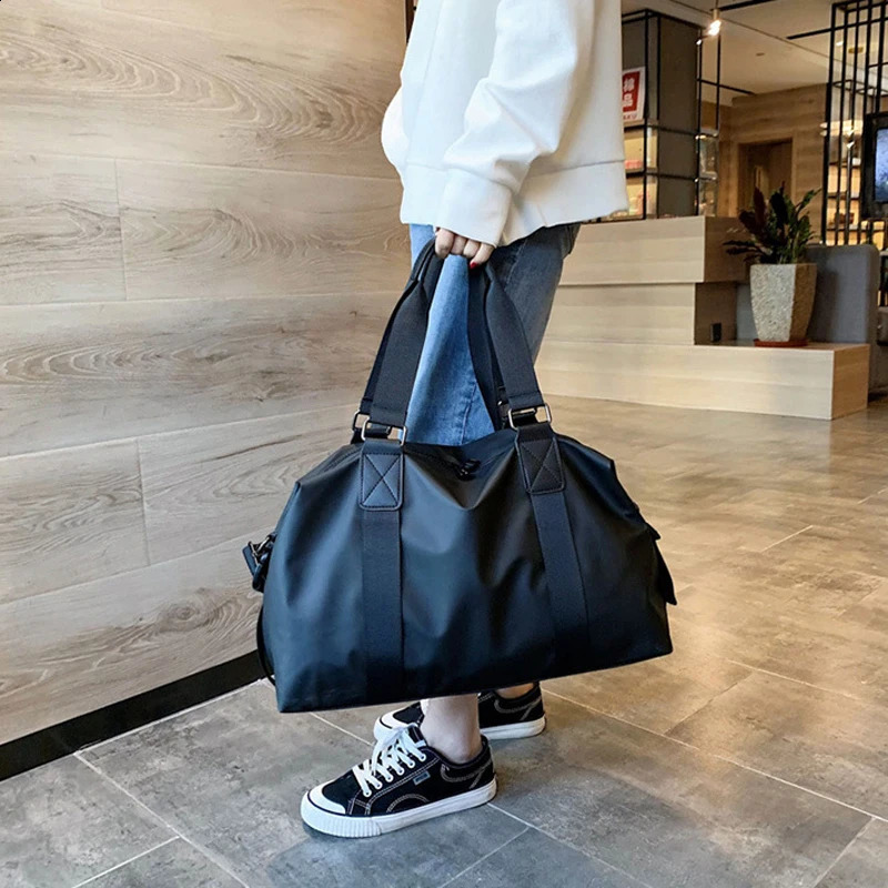 Waterproof Oxford Cloth Travel Bag Travel Handbag Women Large Capacity Fashionable Shoulder Bag Sports Fitness Handbags 240819