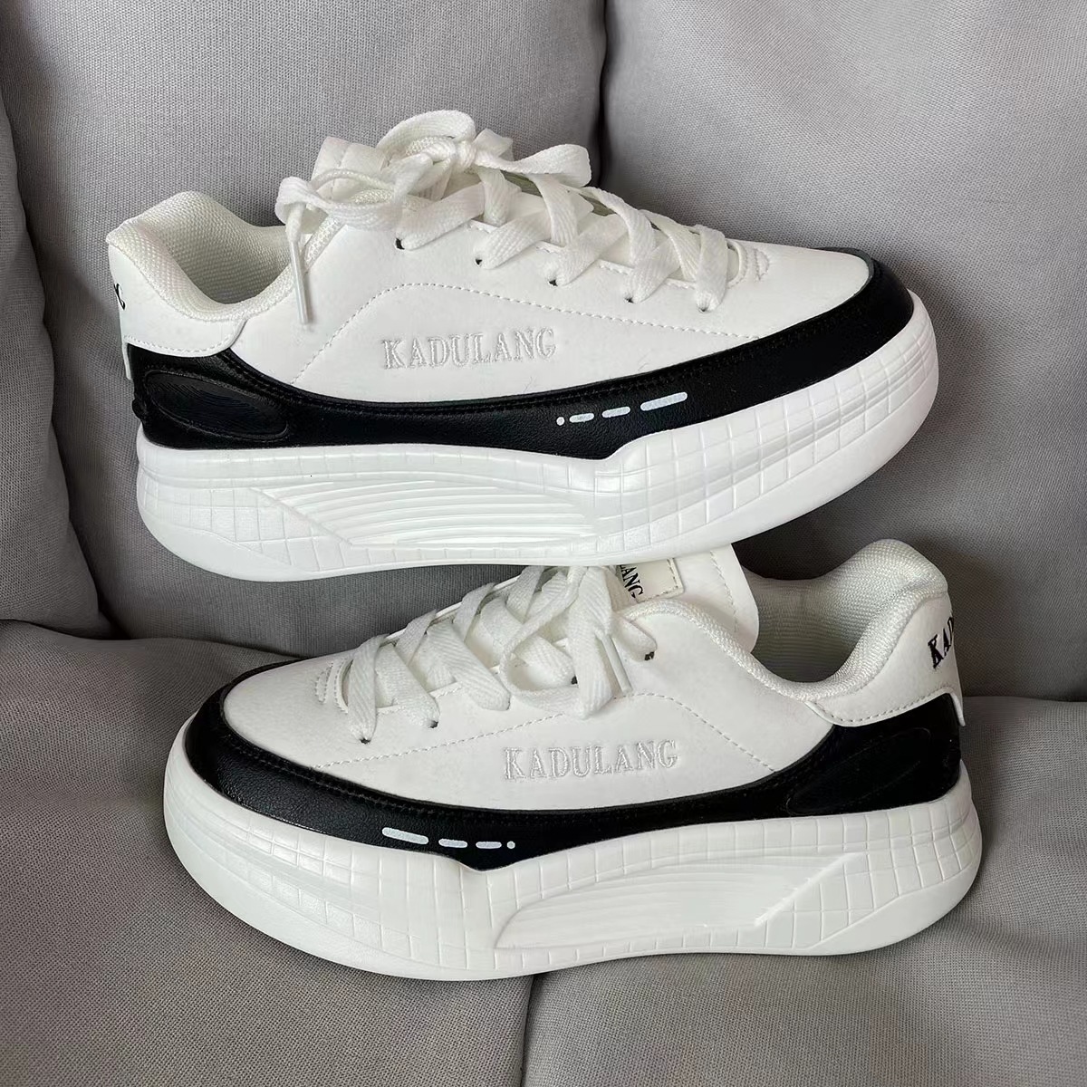 Men's Instagram Trendy Dad Thick Sole Heightening Couple Small Round Student Sports and Casual Board Shoes