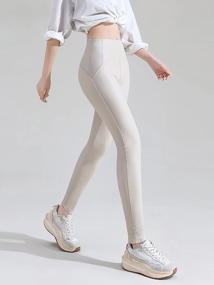 Autumn Winter Warm PU Leather Pants Womens High Waist Wool Fuax Tight Sexy Windproof Motorcycle 240819