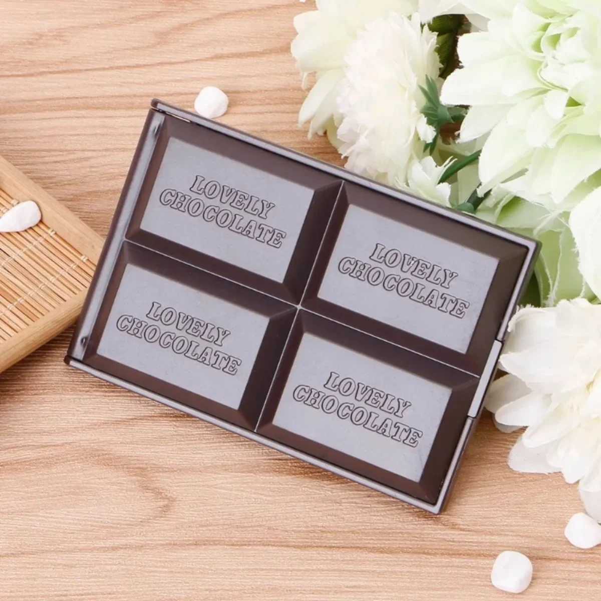 Foldable Compact Mirror Portable Makeup Mirror Chocolate Square Hand Mirror Makeup Vanity Mirror Pocket Cosmetic Mirrors Y240819