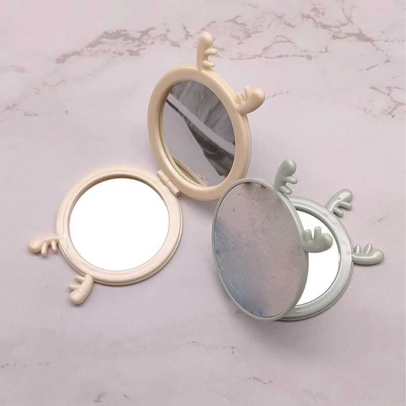Foldable Makeup Mirror Mini Flowers Makeup Vanity Mirror Portable Hand Mirrors Double-Side Compact Mirror Pocket Cosmetic Mirror Y240819
